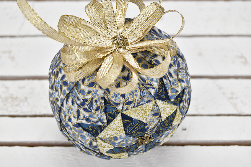 april-2019-quilted-twister-ornament-2 april-2019-quilted-twister-ornament-2