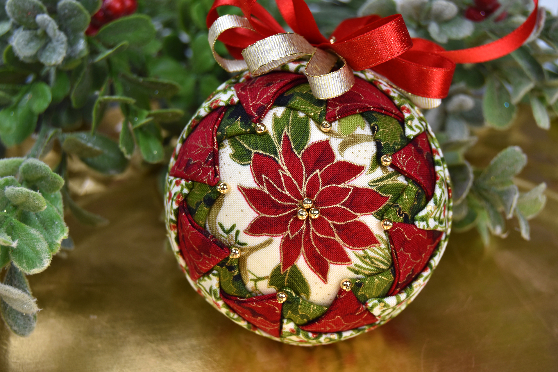 The Ornament Girls Club – Quilted Ornament Kit of the Month