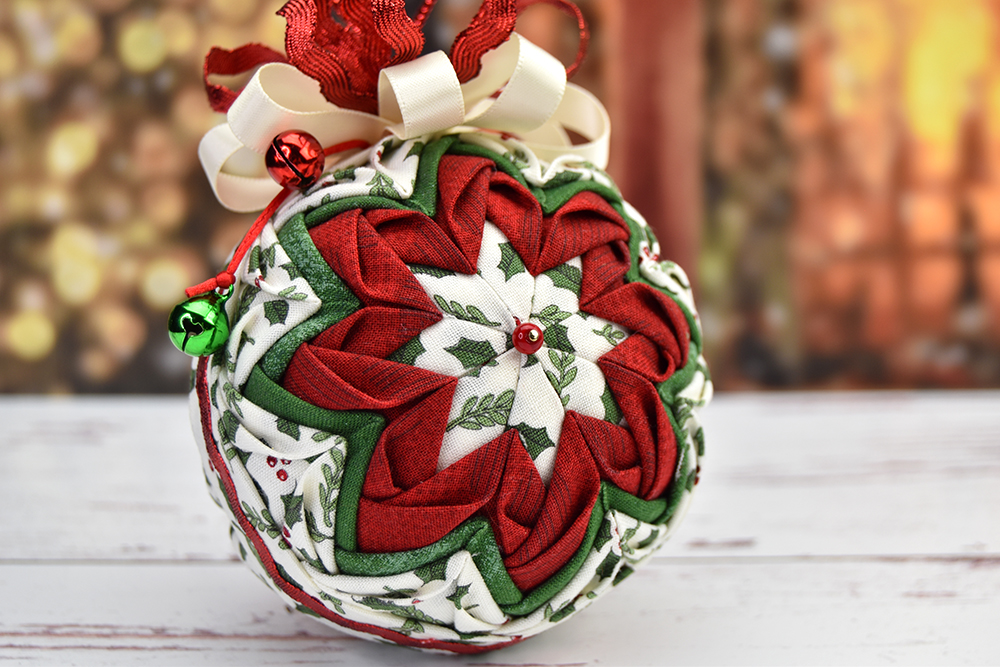 ruffled-star-no-sew-quilted-ornament-1