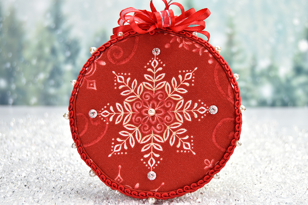 red-snowflake-hemi-no-sew-quilted-ornament-1